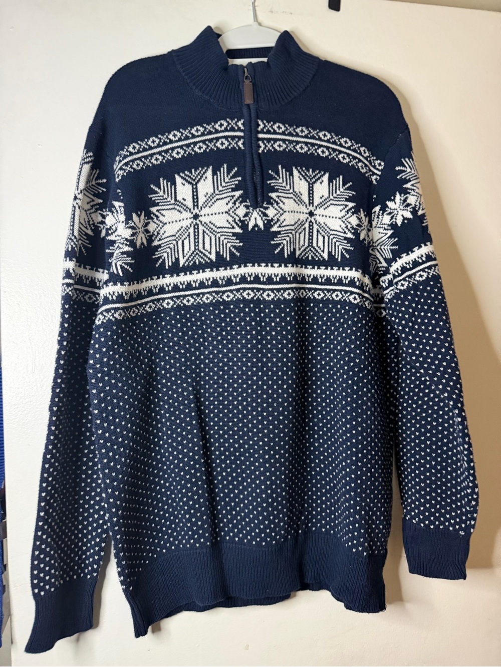 Aspen Men’s Medium Navy Blue Fair Isle Snowflake Quarter Zip Sweater Nordic